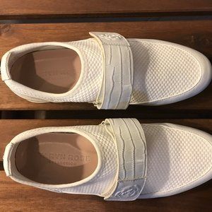 NWOT Taryn Rose Simona White Shoes